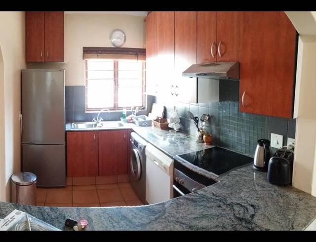 2 BEDROOM PROPERTY TO RENT IN BENMORE GARDENS